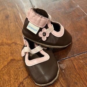 Robeez- Soft Sole Baby Shoes